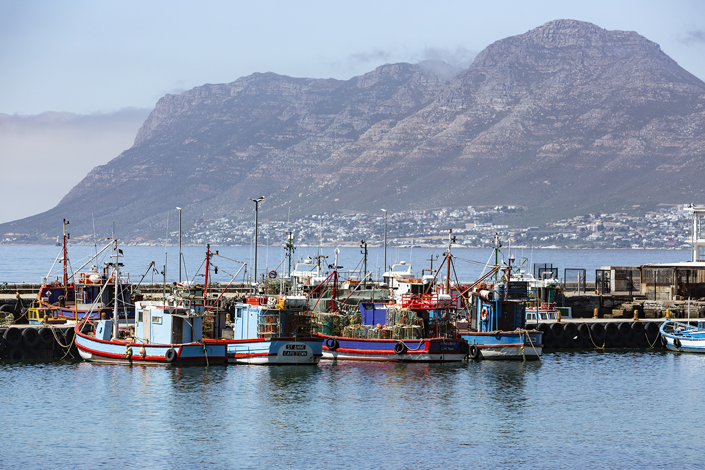 078Mb-9752 Kalk Bay Fishing Harbour